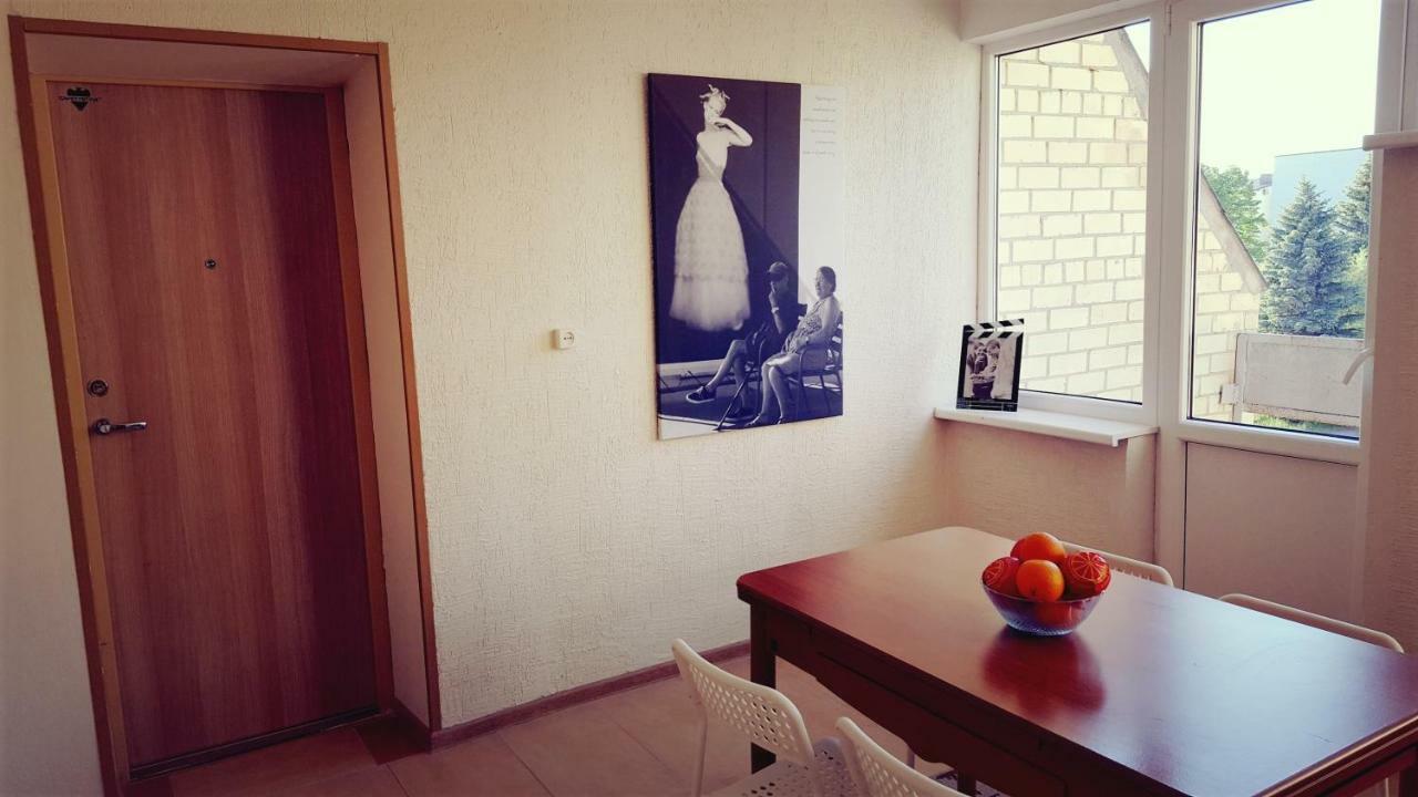 White Camomile Condo Sventoji Bagian luar foto